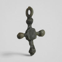 P-50-B: bronze cross pendant, object view 5