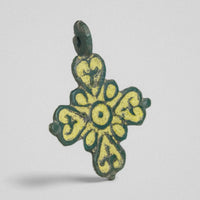P-51-B: bronze cross pendant, object view 4