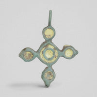 P-52-B: bronze cross pendant, object view 3