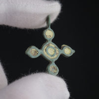 P-52-B: bronze cross pendant, object view 4