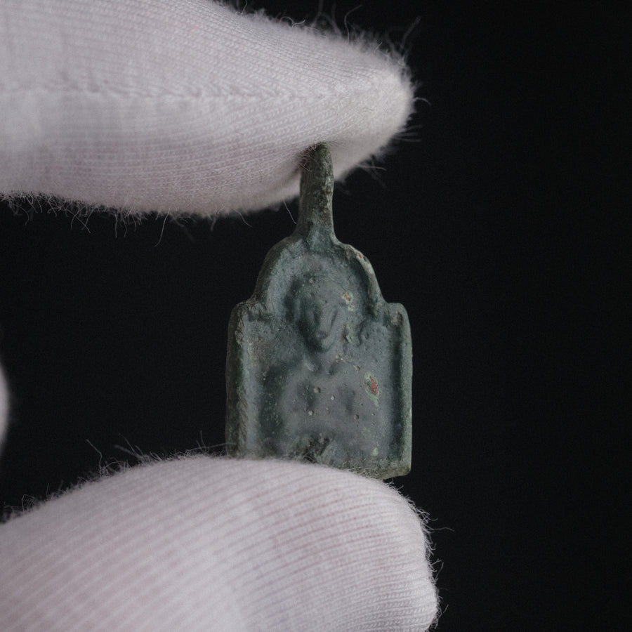 P-54-B: bronze icon pendant, object view 3