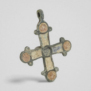 P-55-B: bronze cross pendant, object view 2