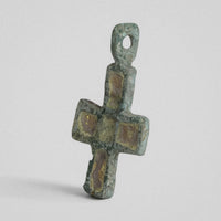 P-56-B: bronze cross pendant, object view 7
