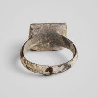 Profile of medieval bronze ring Radvan showing bezel projection and tapering bronze band