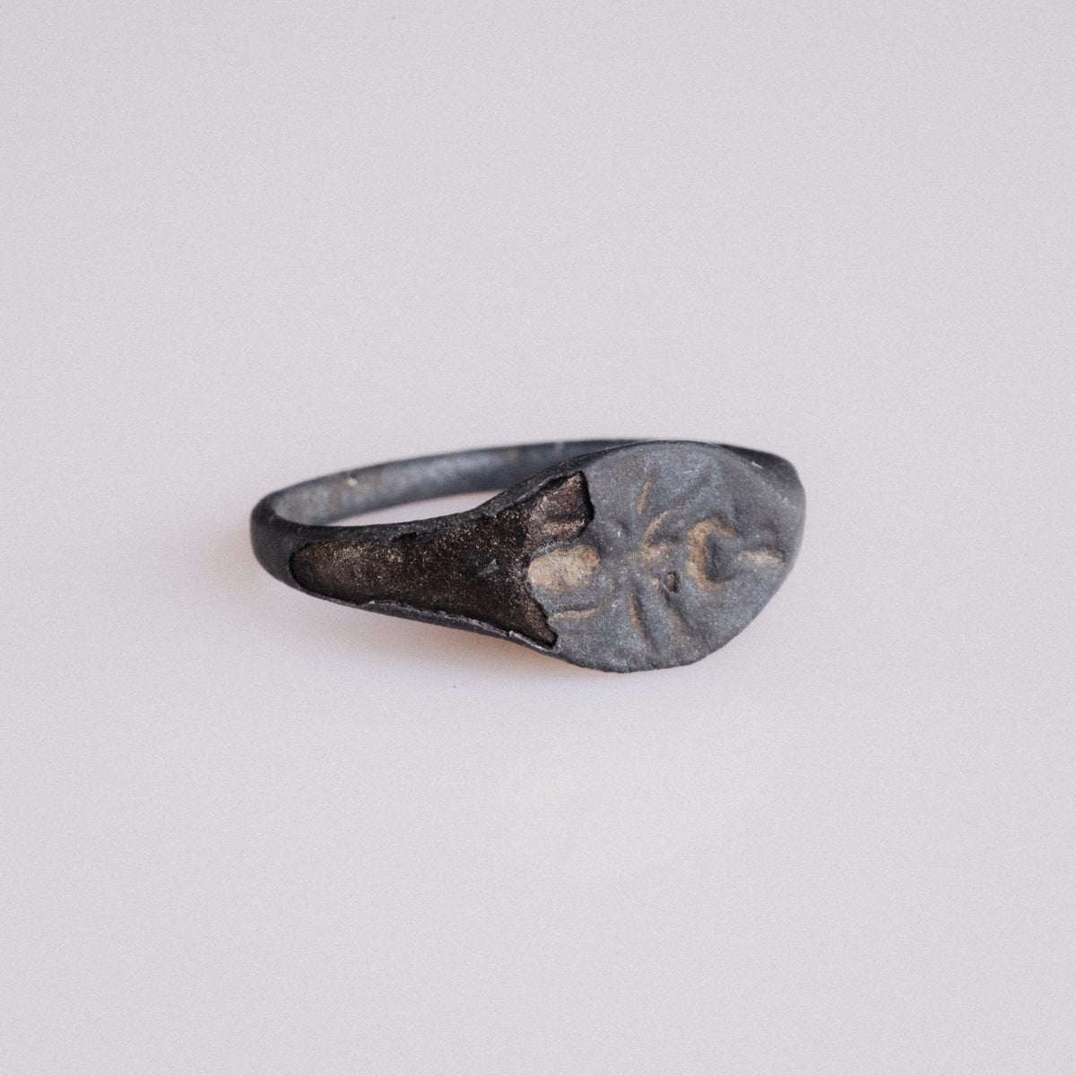 Roman Bronze Ring - 'Formica' (1st–3rd c. CE) EU 47 / US 4