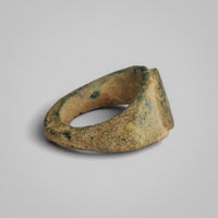 Roman bronze ring Verecundus, back-side profile of hoop with green patina and earthen deposits