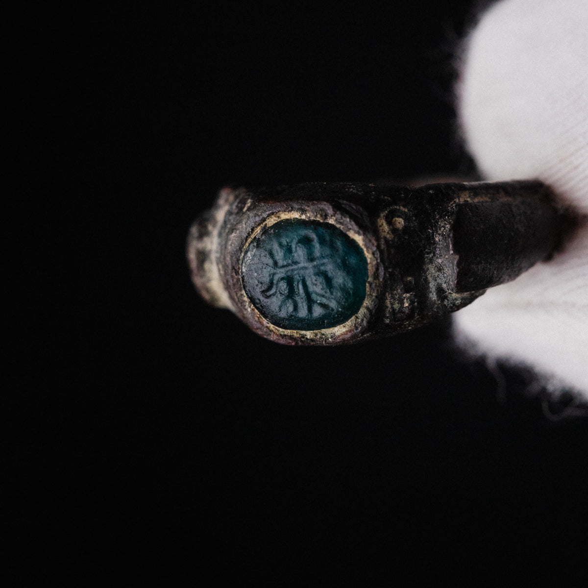 Roman Bronze Ring - 'Volusenus' (2nd–3rd c. CE) EU 59 / US 8.75