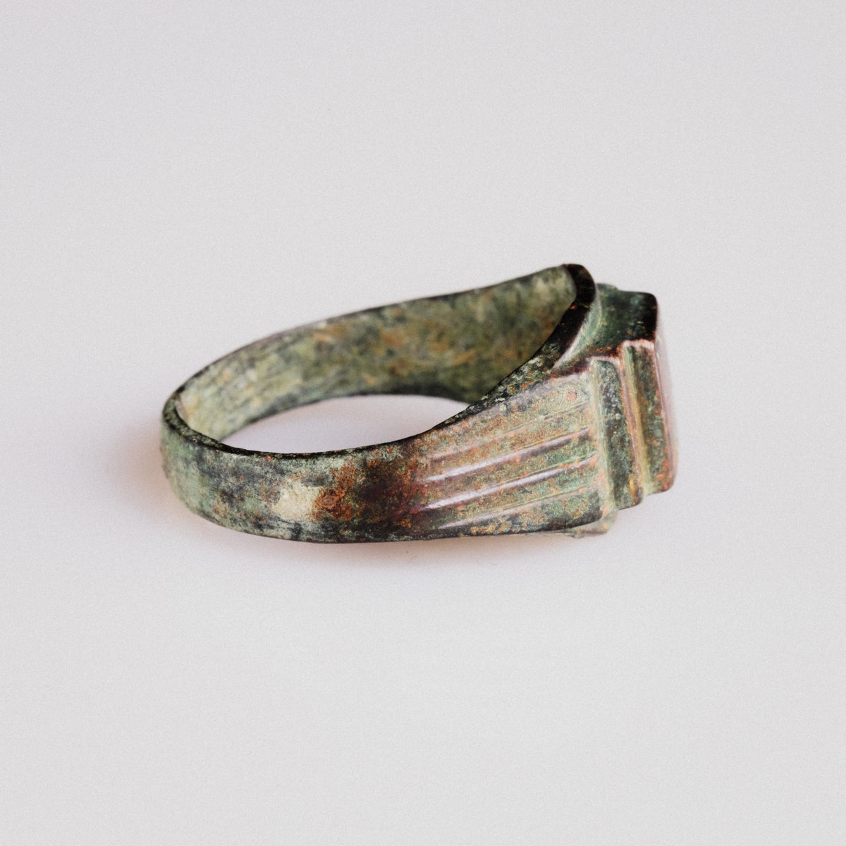 Side profile of Byzantine bronze ring Aetheria showing D-section hoop and shoulder grooves