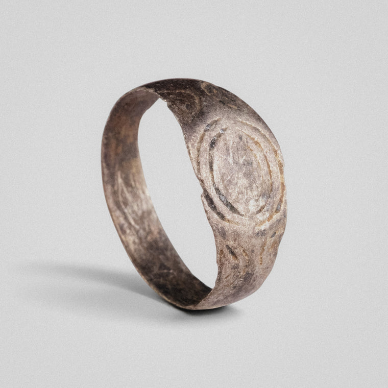 Late Roman to Medieval Silver Ring - 'Ovata' (3rd–14th c. CE) EU 57 / US 8